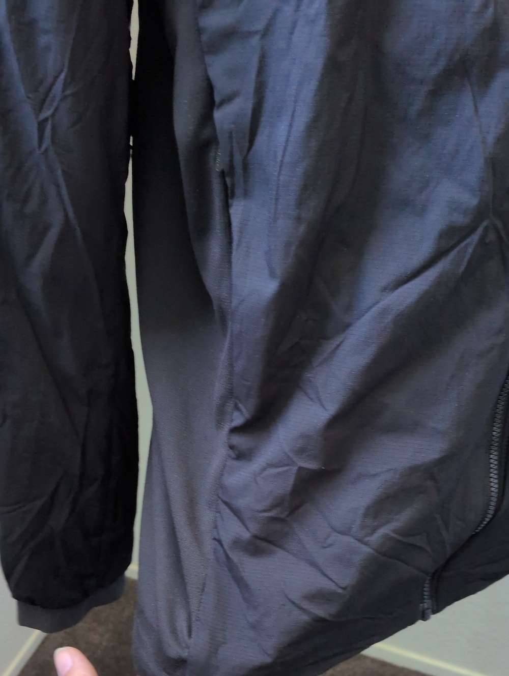 ✨ Arc'teryx Men's Atom Hoody Jacket Size M - Picture 5 of 12